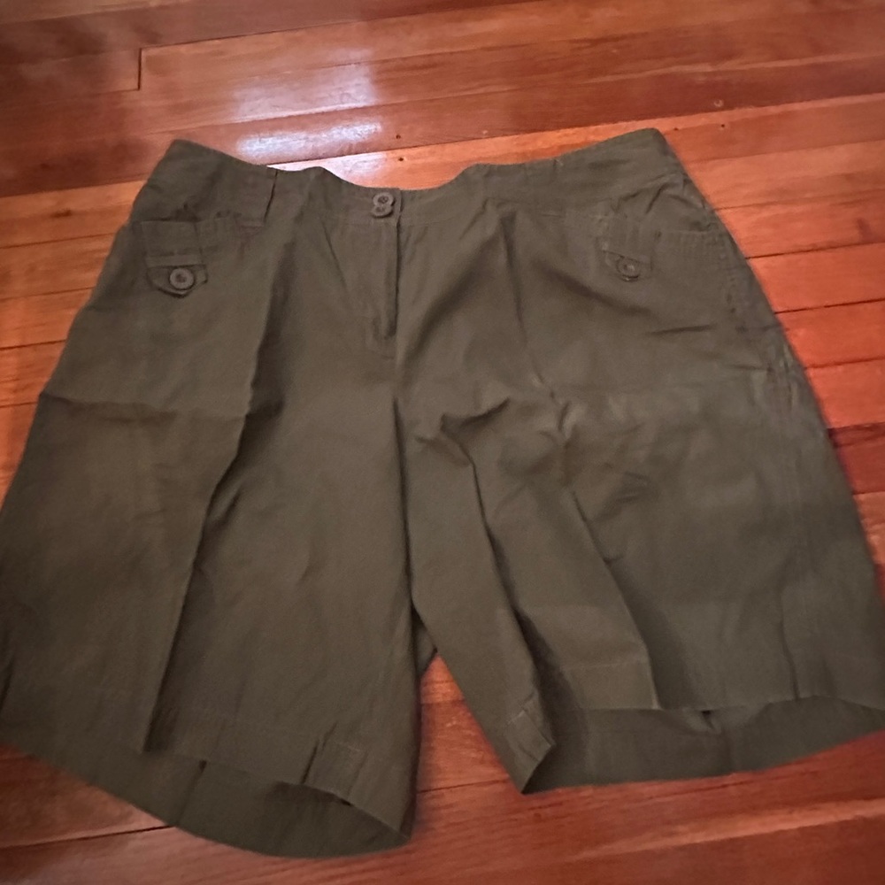 Women's Olive Green Shorts